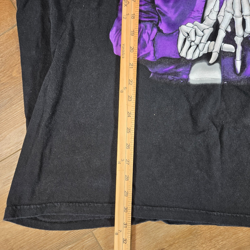 Los Angeles Lakers T Shirt Mens Skeleton Hand Graphic NBA Basketball Tee - Picture 3 of 6
